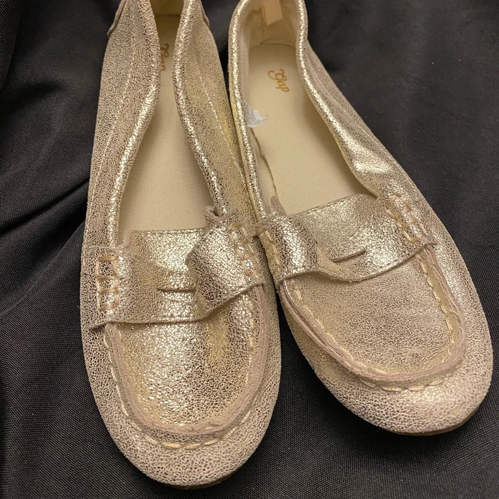 Gap-Girls gold‎ slip ons -Size:5
